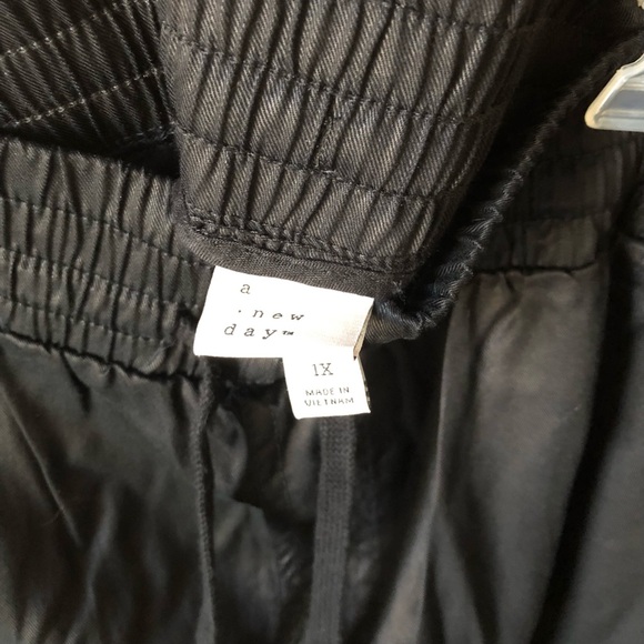 Casual Pants - Picture 2 of 2